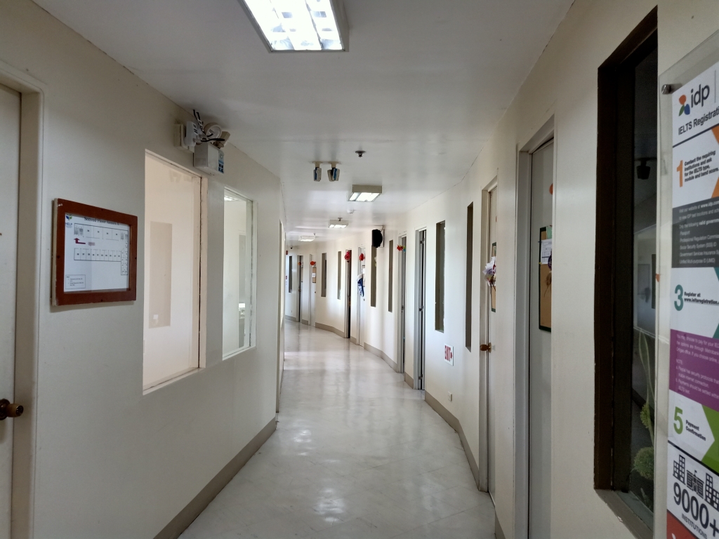 フィリピン留学 Cebu21 - HELP Longlong-Classroom-1